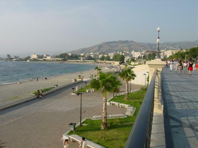 Residenza Marinella Aparthotel แซมโบรเน ภายนอก รูปภาพ